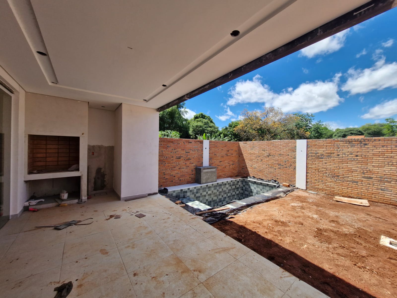 ALQUILO DUPLEX PROXIMO A ESTRENAR EN LUQUE ZONA CONMEBOL COD 059 — foto 3