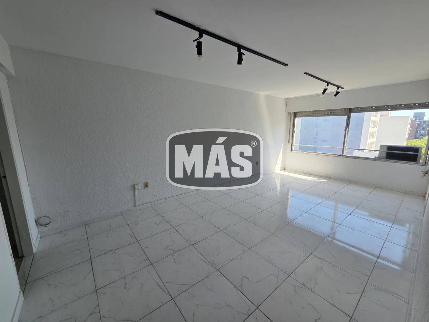 Apartamento Alquiler Cordón Montevideo iMas.uy LC · Foto 4