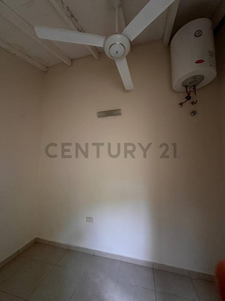 Casa en el Barrio Mariscal López — foto 3