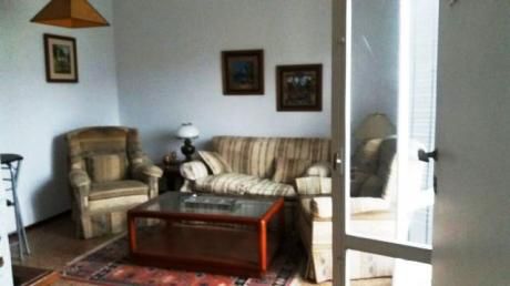Excelente Apartamento Con Renta. Luminoso Al Frente.