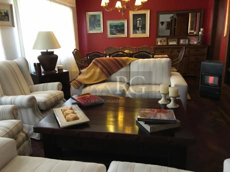 Excelente Casa En Carrasquito, La Blanqueda, Muy Buena Ubicación!