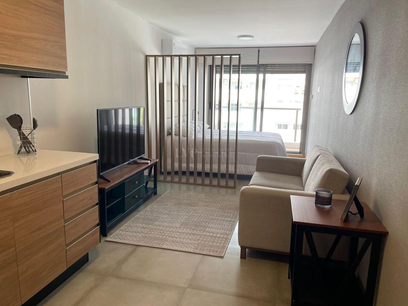 Apto con muebles Pocitos