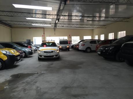 Inversión !!! Venta De Estacionamiento En Ciudad Vieja