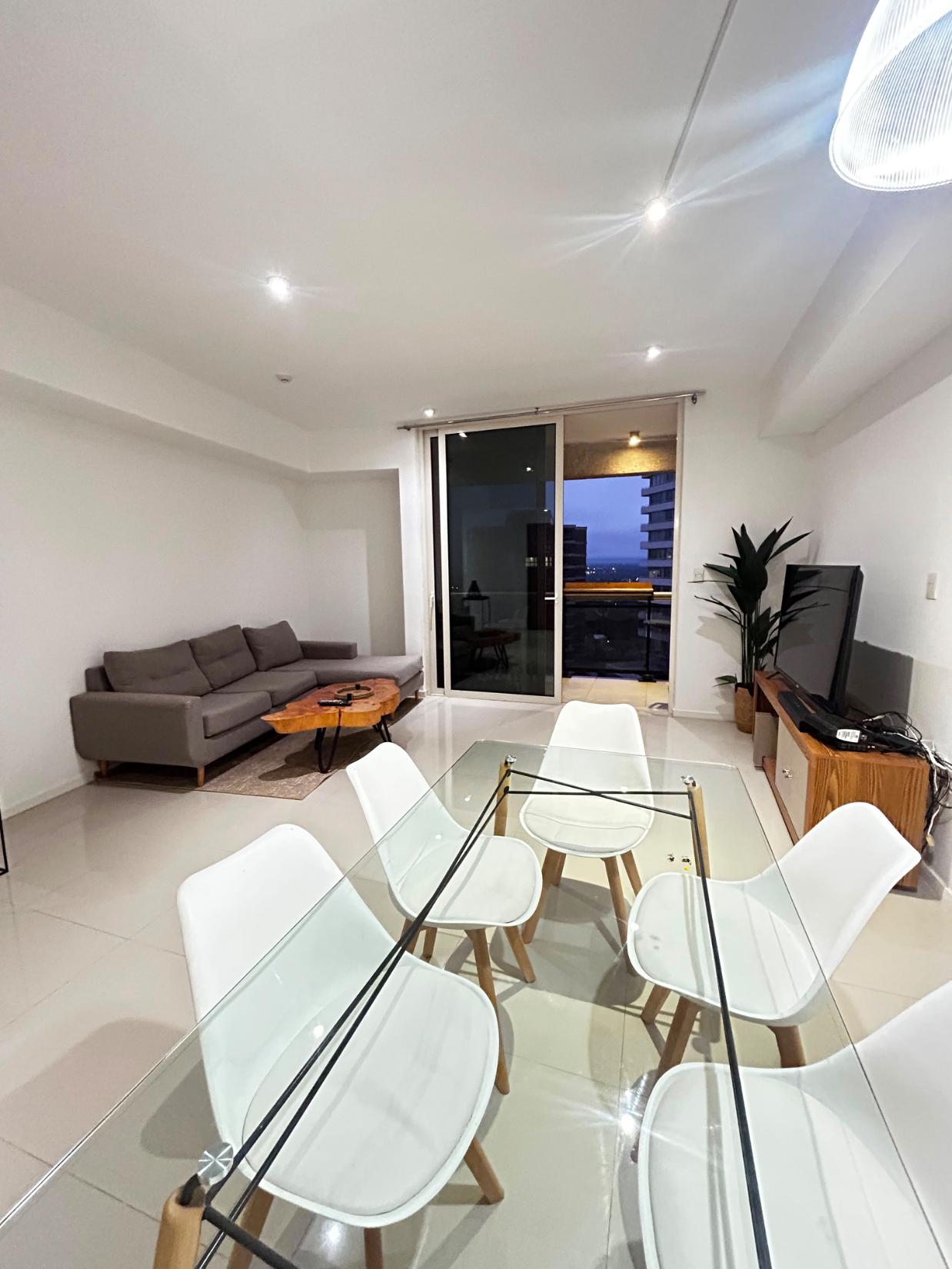 Departamento en alquiler en Ycuá Satí, Asunción — foto 3