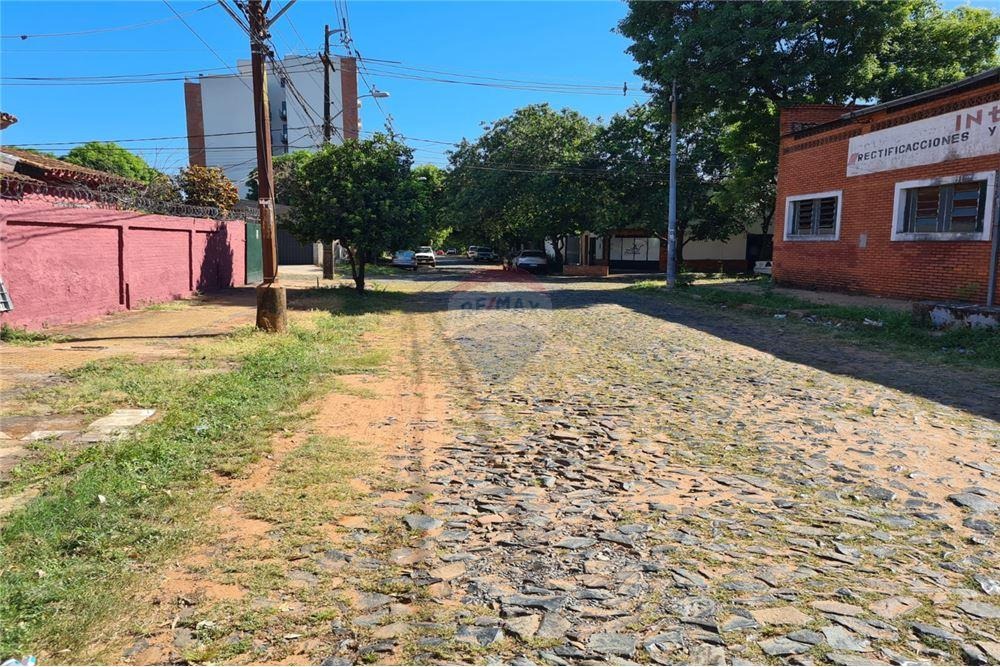 Vendo Casa a Pasos de Casa Rica en Los Laureles — foto 3
