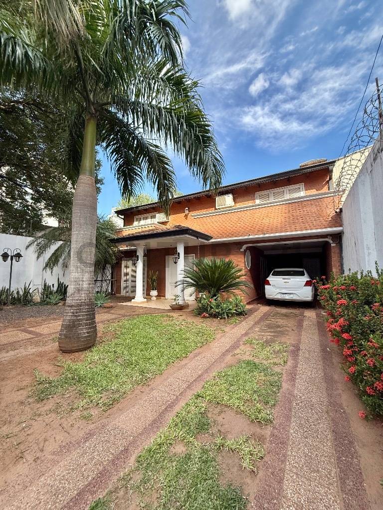 CASA CON EXCELENTE UBICACIÓN – BARRIO RECOLETA — foto 2