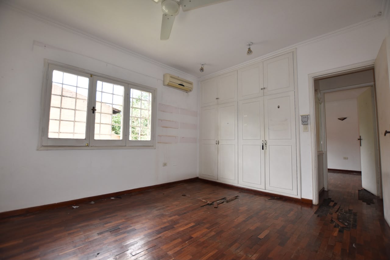 Hermosa residencia para vivienda o uso comercial — foto 2