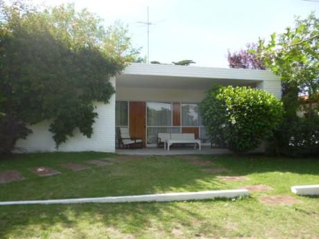 Casa En Alquiler En El Centro De Piriápolis