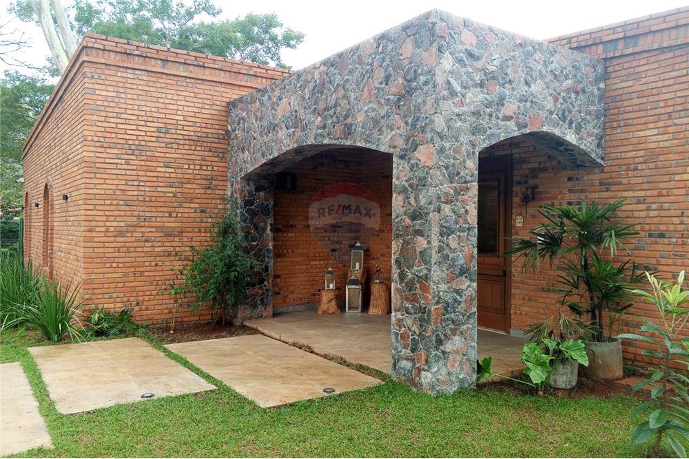Casa de Verano - Venta - San Bernardino, Cordillera, Paraguay — foto 2