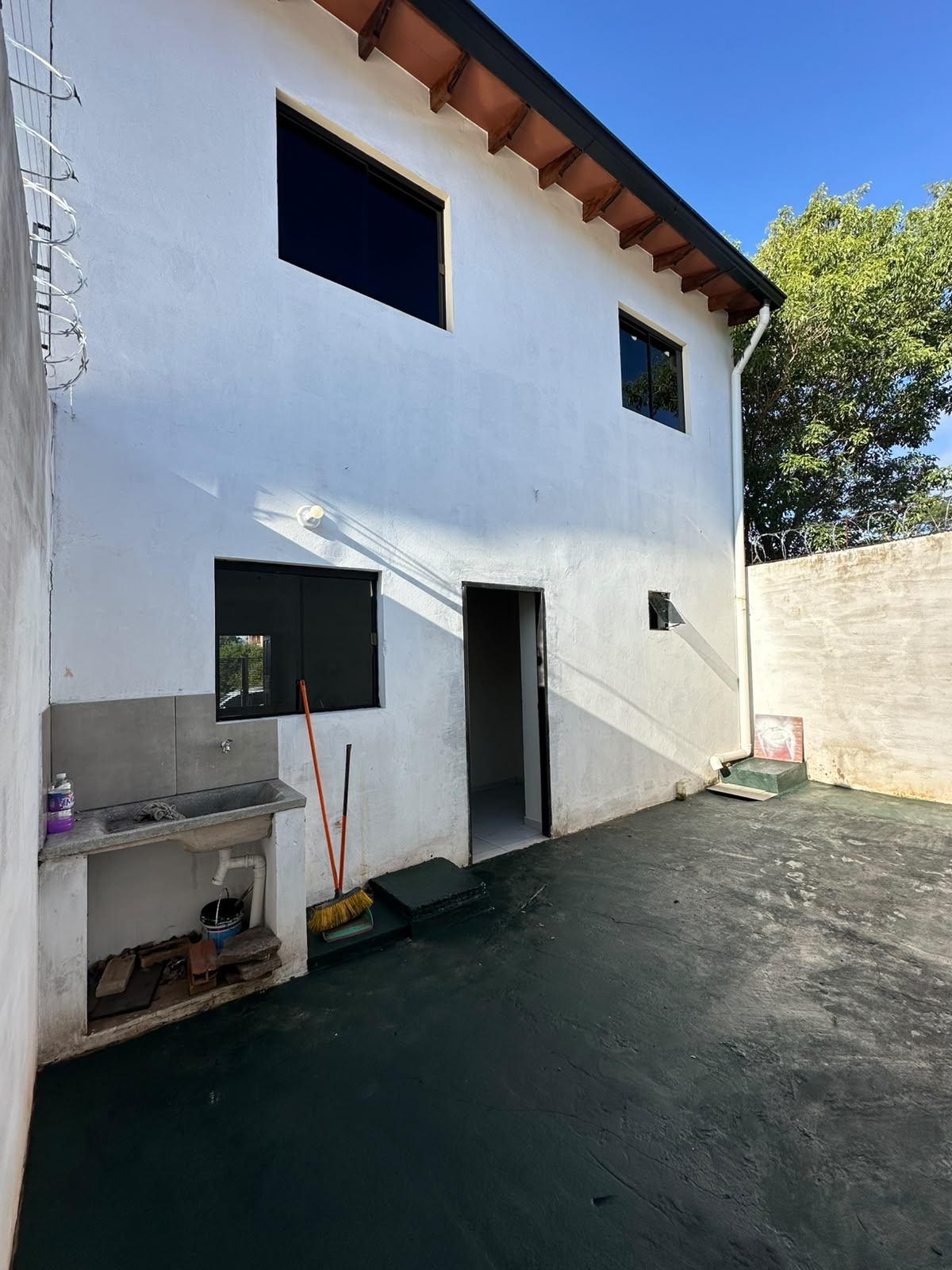 Dúplex moderno con garaje para 2 autos en Villa Elisa – ¡Listo para mudarte — foto 2