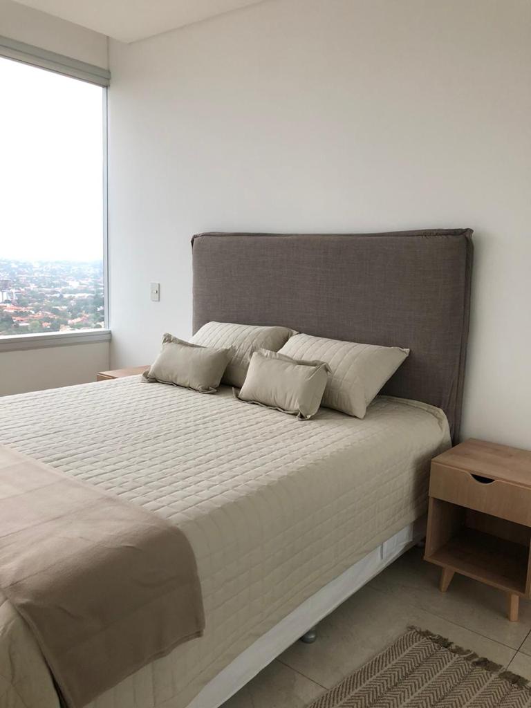 Alquiló Dpto Amoblado Edificio Eminet — foto 3