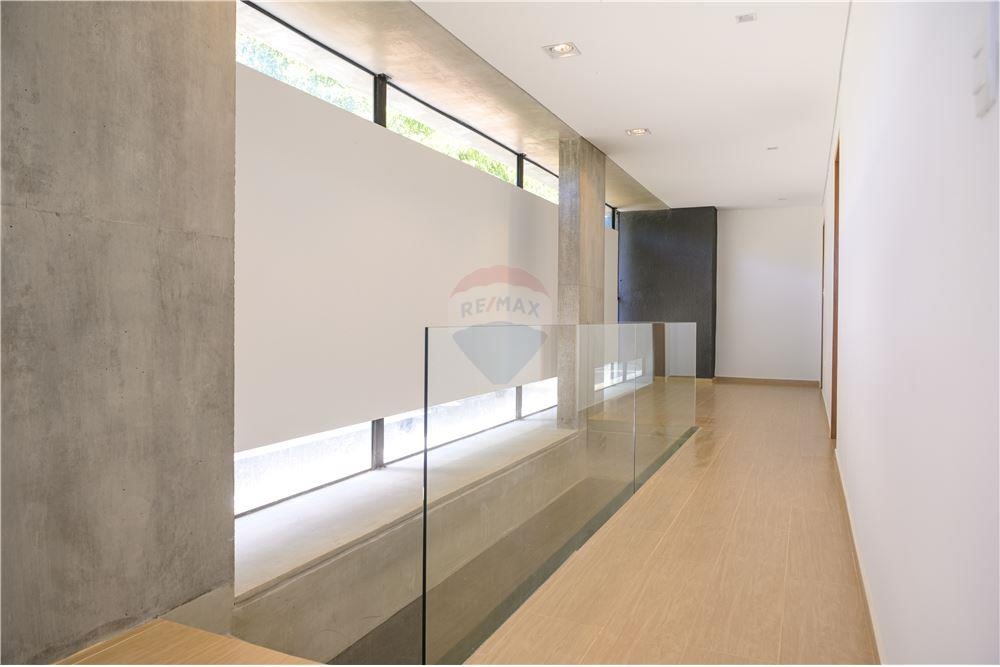 VENDO CASA A ESTRENAR EN SAN BERNARDINO CON VISTA AL LAGO — foto 3