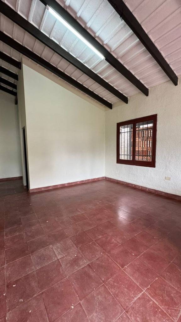 Casa 3 dorm. en Ytay | Aeropuerto — foto 2