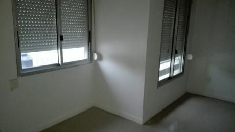 Apartamento Nuevo En Un 2do Piso Por Escalera Cómoda