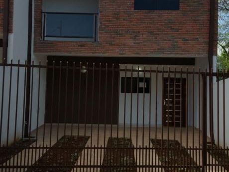 Duplex A Dos Cuadras Del Colegio Sek