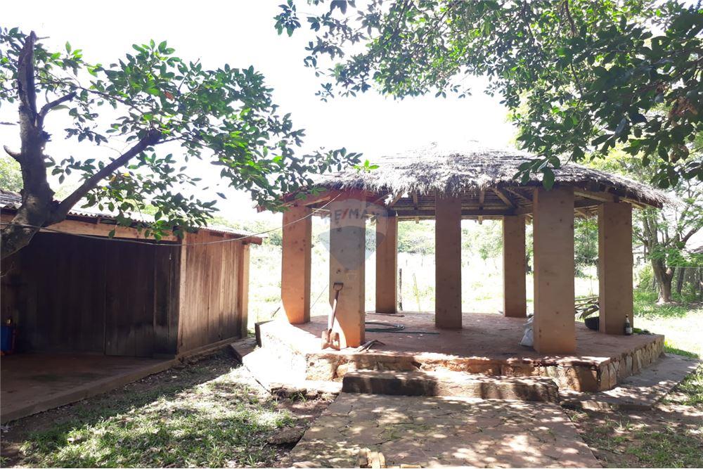 Casa De Campo - Venta - Arroyos Y Esteros, Paraguay — foto 2