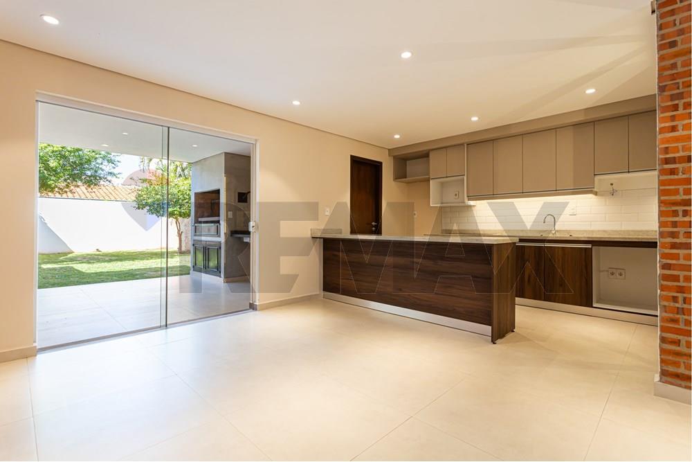 EN VENTA DUPLEX  A ESTRENAR EN MBURUCUYA — foto 3
