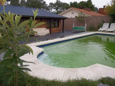 Oportunidad Vivienda C/ Comercio Funcionando, En El Centro Del Pinar.-