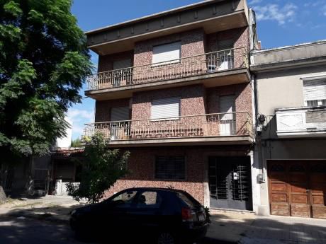 Aureliano Rodriguez Larreta 2927 Ap. 8
