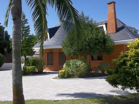 Excelente Construccion.-