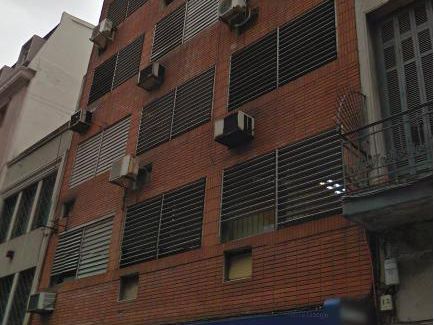 Apartamento En Ciudad Vieja Al Frente