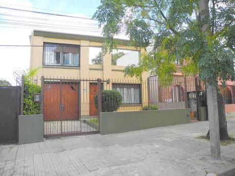 Thiebaut Y Comodoro Coe
