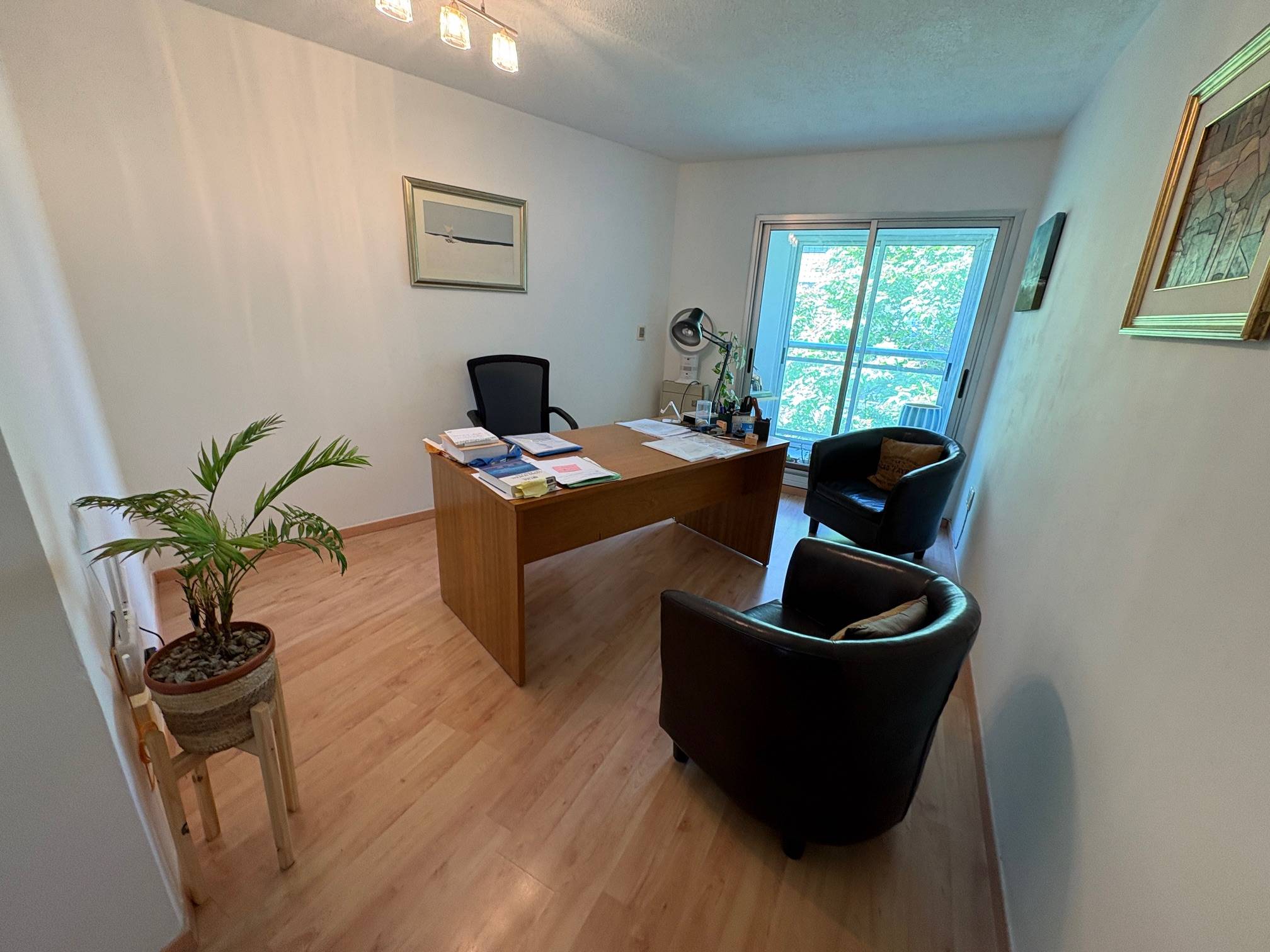 Alquiler - Apartamento con un dormitorio y terraza en Tres Cruces - 18 de Julio y Bv. Artigas
