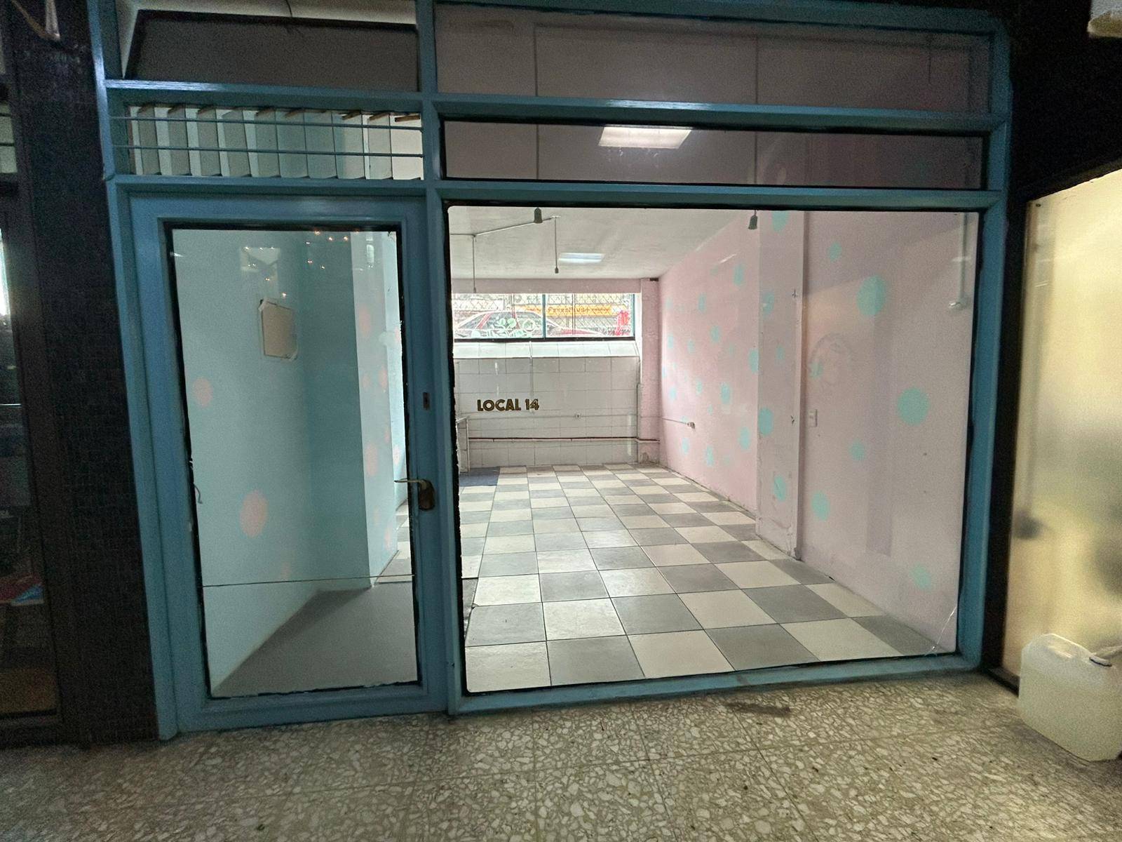 Alquiler de Local comercial en Av. 18 de Julio y Yaguaron en Centro