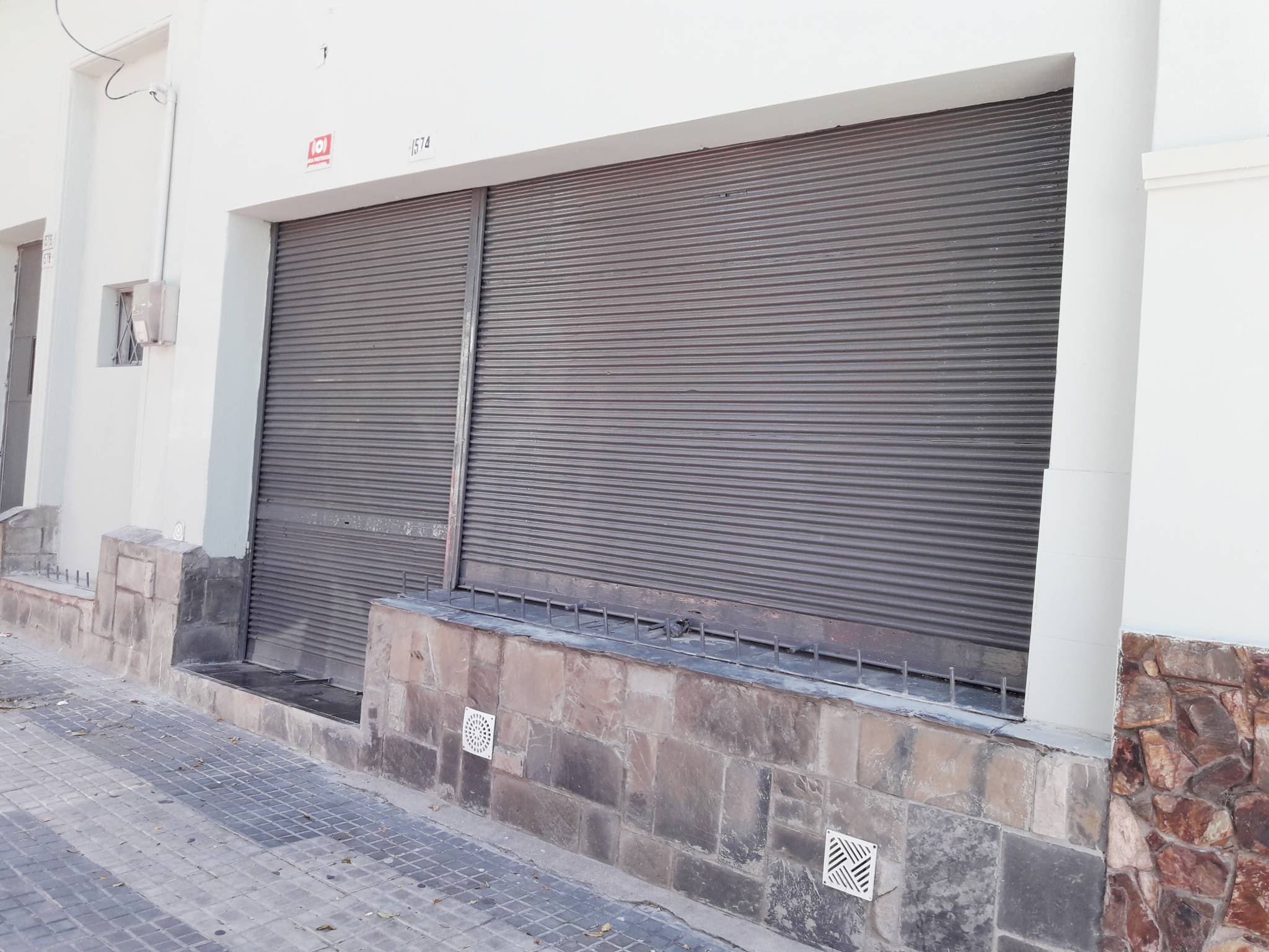 Alquiler de Local comercial en calle Alejo Rosell y Rius con 30 Mts2 en Villa dolores