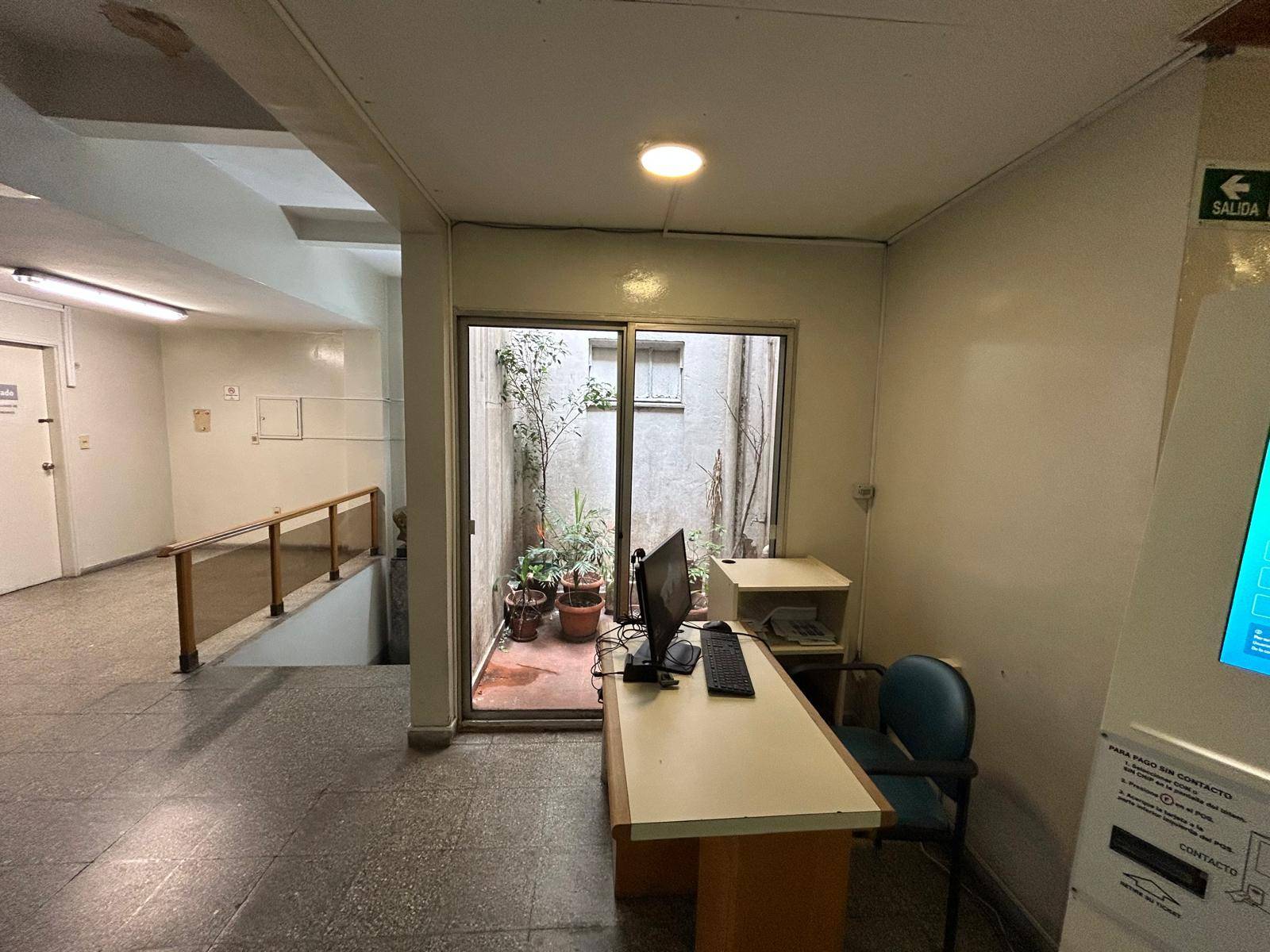 Alquiler - Edificio de tres plantas 994m2, ideal residencial, clinica, centro de estudio -Yi y Valparaiso, Aguada · Foto 7