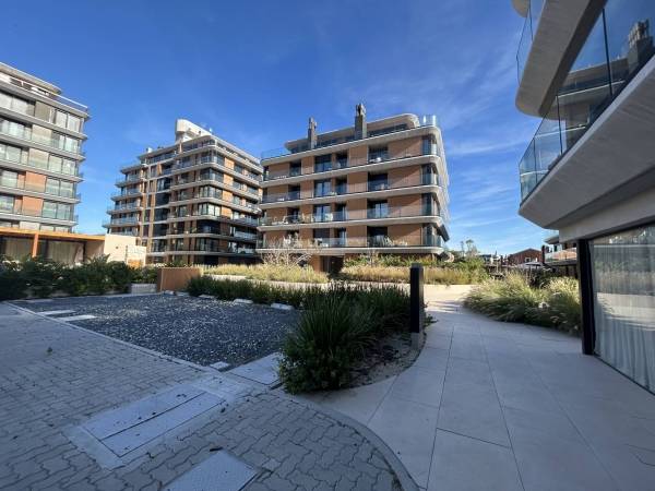 Alquiler de Apartamento en Rambla Costanera con 2 dormitorios en Barra de carrasco · Photo 1