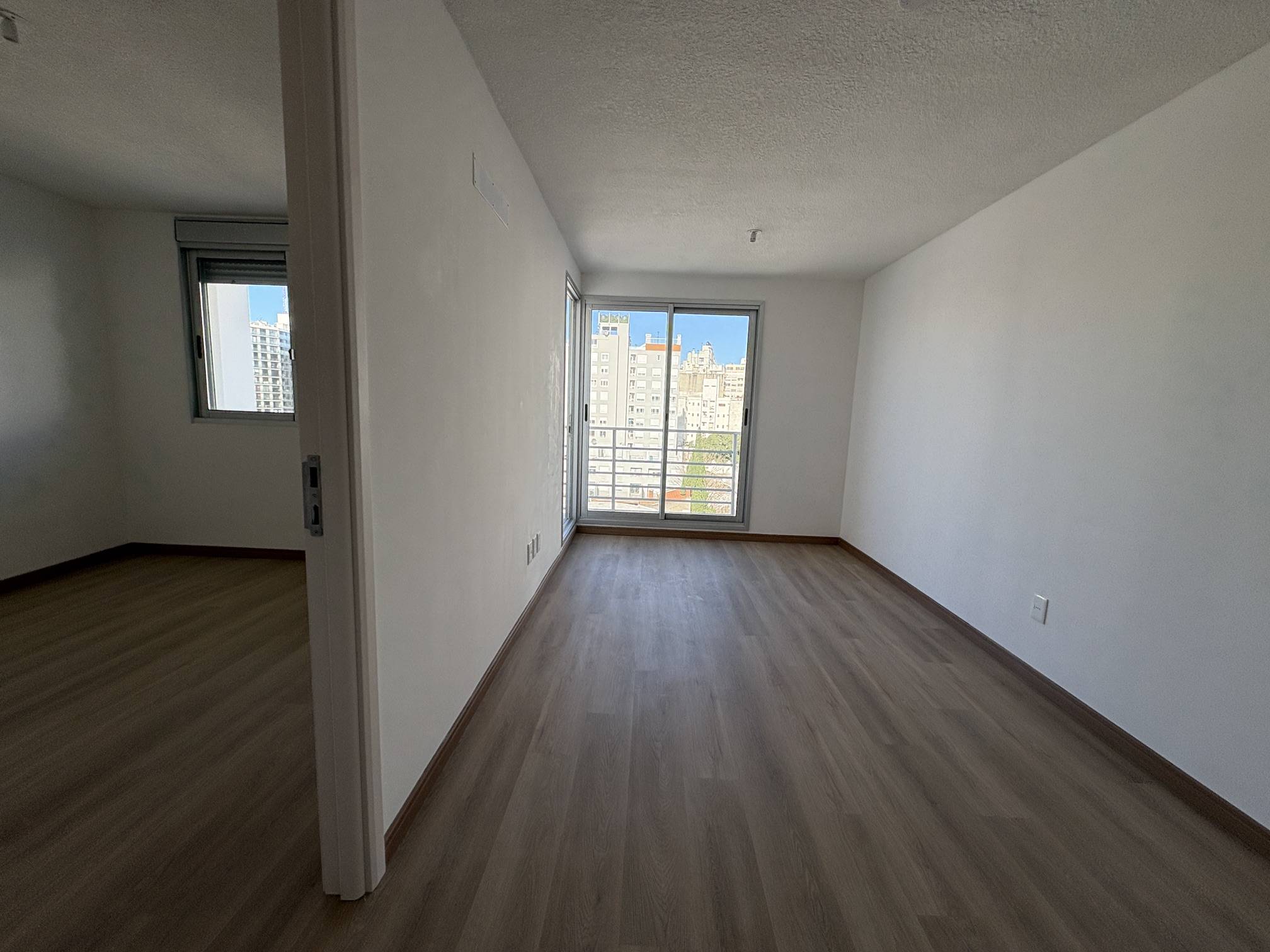 Alquiler - Apartamento a estrenar con un dormitorio y terraza en Tres Cruces · Foto 4