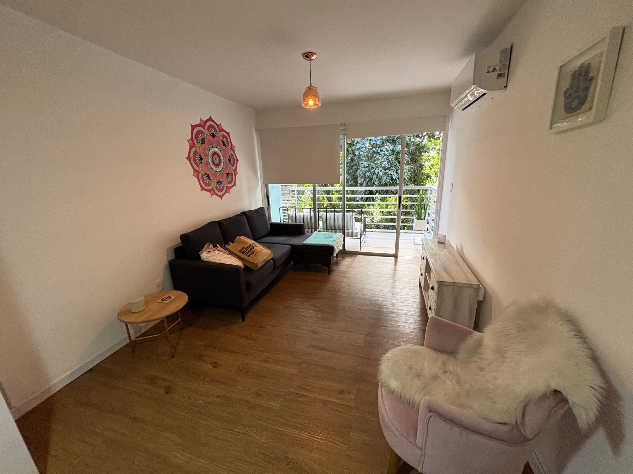 Alquiler Apartamento con un dormitorio y terraza en Prado