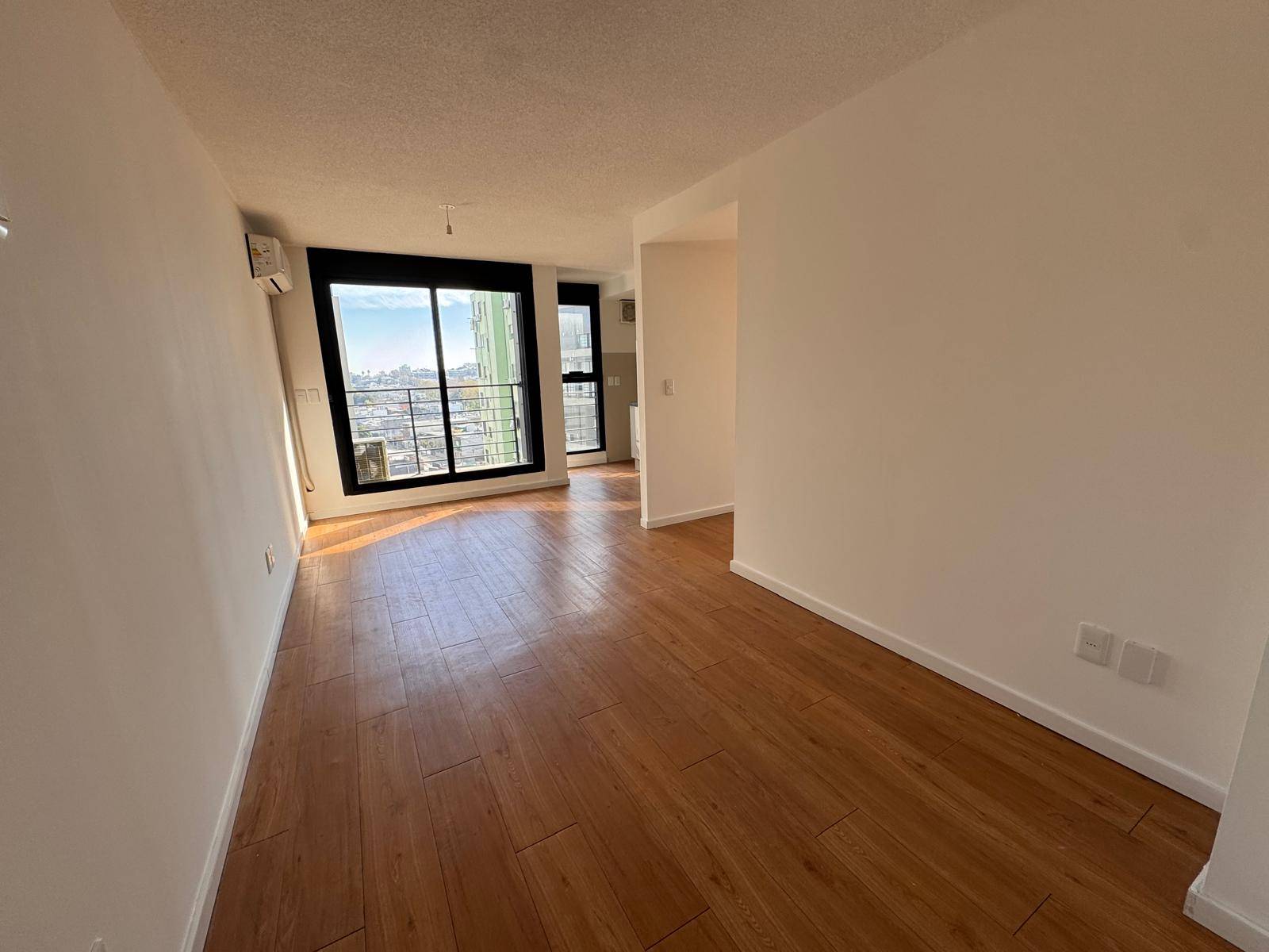 Alquiler de Apartamento en Bv. Jose Batlle y Ordoñez con 2 dormitorios y terraza en La blanqueada · Foto 3