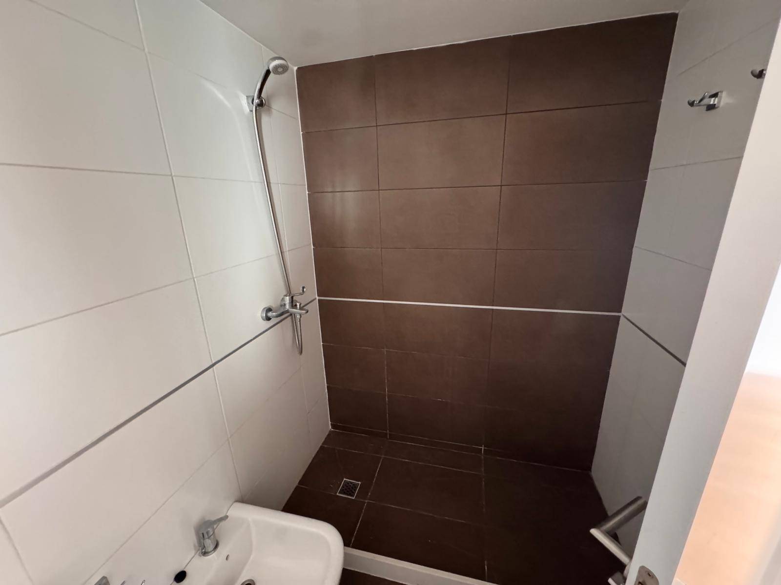 Alquiler de Apartamento en Bv. Jose Batlle y Ordoñez con 1 dormitorio y terraza en La blanqueada · Foto 8