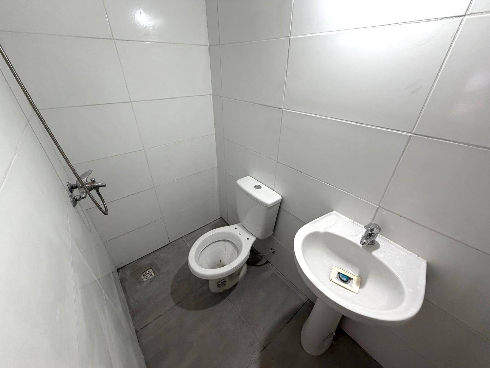 Alquiler de Local comercial en Hector Gutierrez Ruiz con 25 Mts2 en Barrio sur · Foto 11