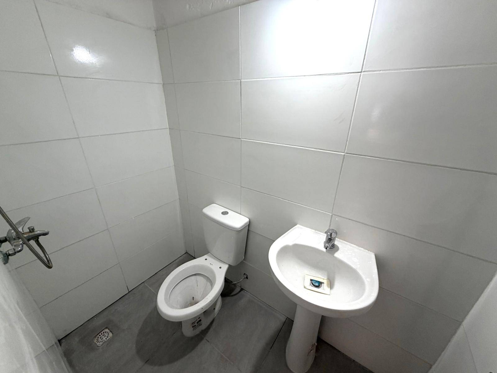 Alquiler de Local comercial en Hector Gutierrez Ruiz con 25 Mts2 en Barrio sur · Foto 5