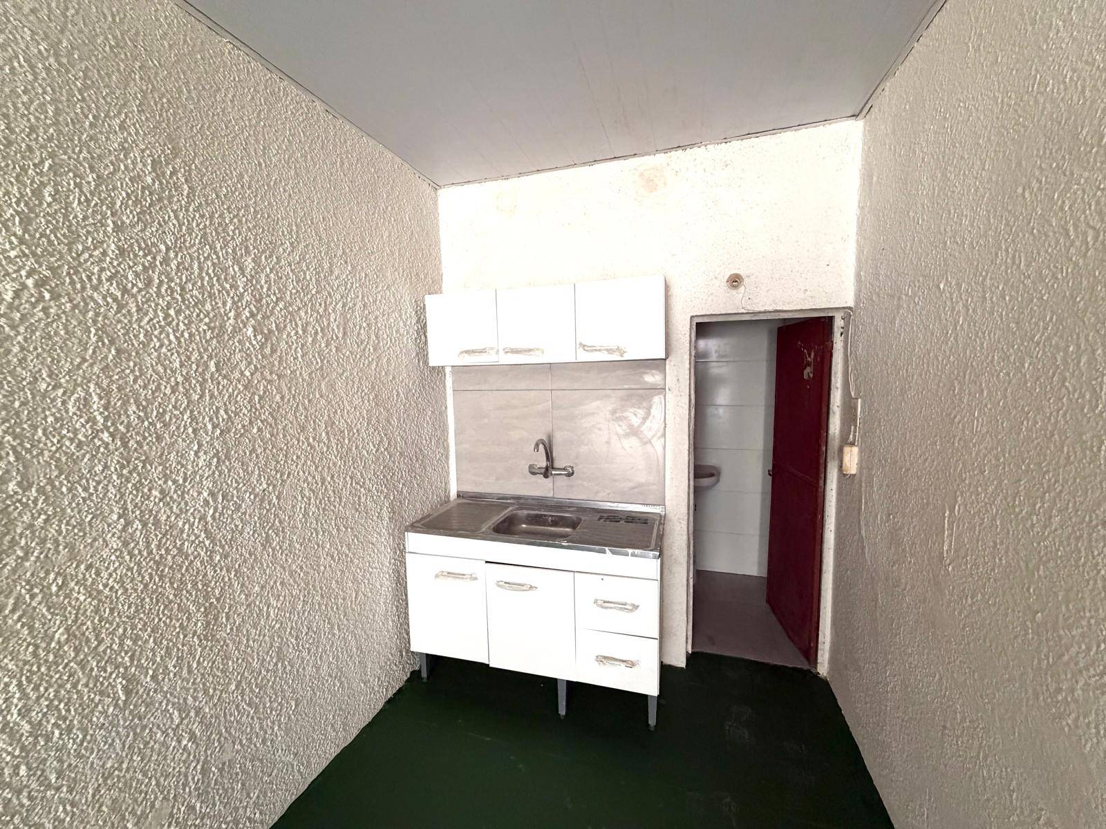 Alquiler de Local comercial en Hector Gutierrez Ruiz con 25 Mts2 en Barrio sur · Foto 4