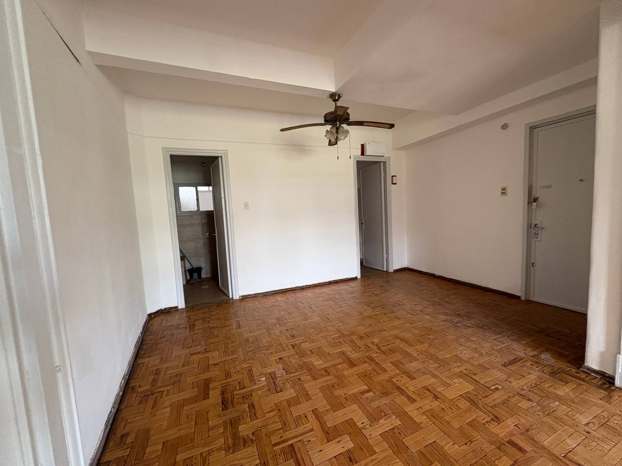 Alquiler de Apartamento en Av. Italia con 1 dormitorio en La blanqueada · Photo 3