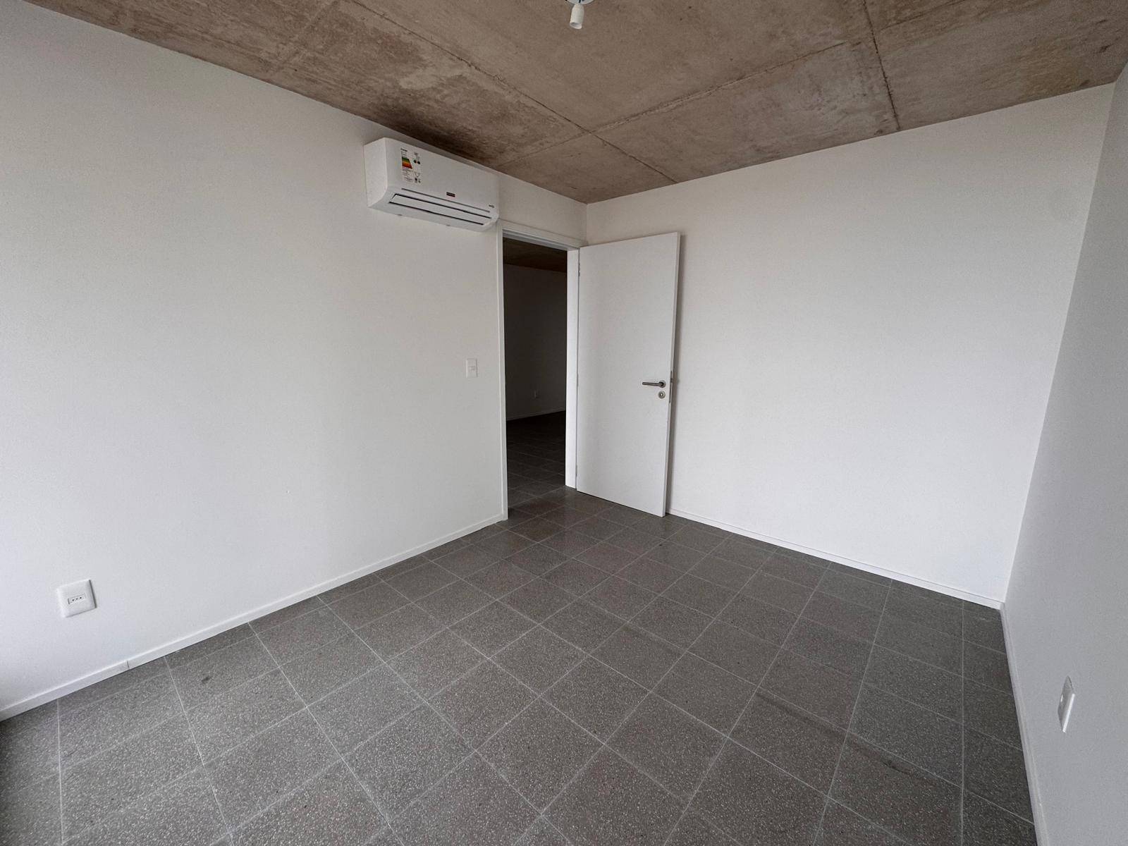 Alquiler de Apartamento a estrenar con vista al mar de 1 dormitorio en Centro · Foto 4
