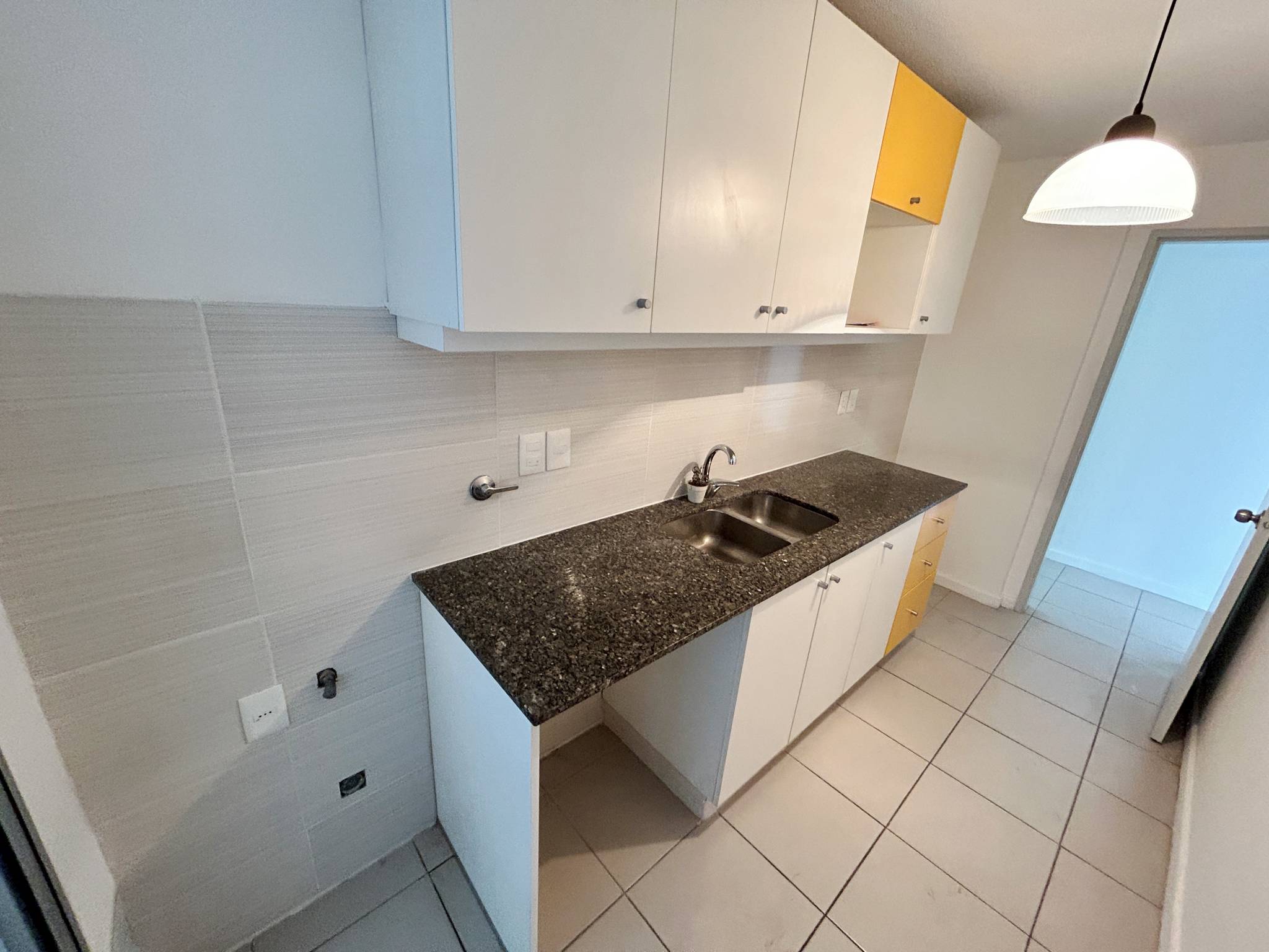 Alquiler Apartamento al frente con dos dormitorios en Aguada · Foto 5