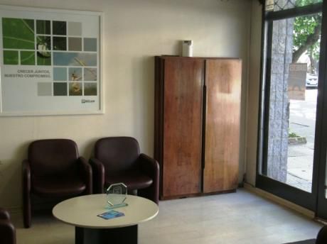 Colonia, Prox A Bv. Artigas