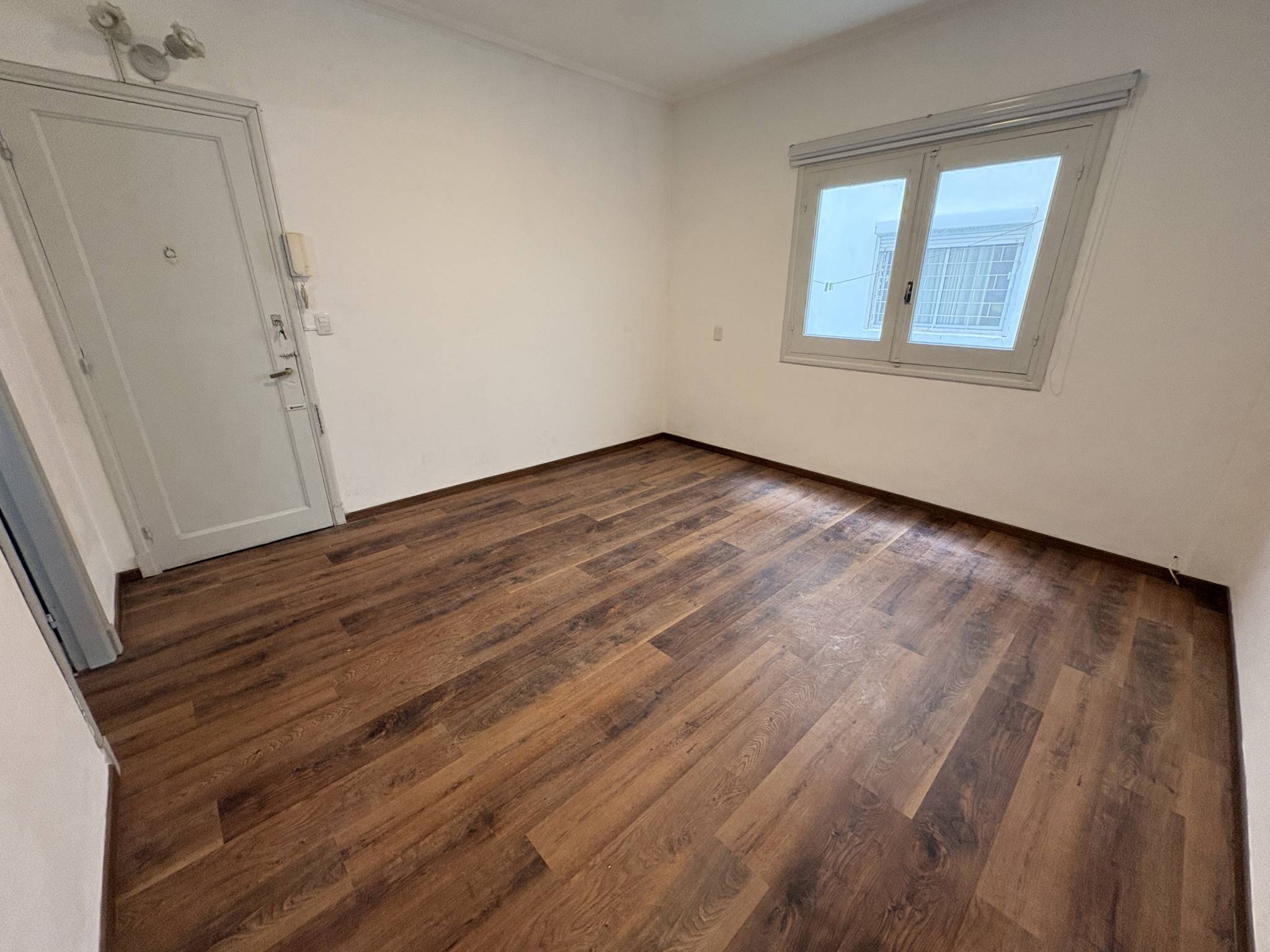 Venta de Apartamento con 2 dormitorios y patio en Parque batlle