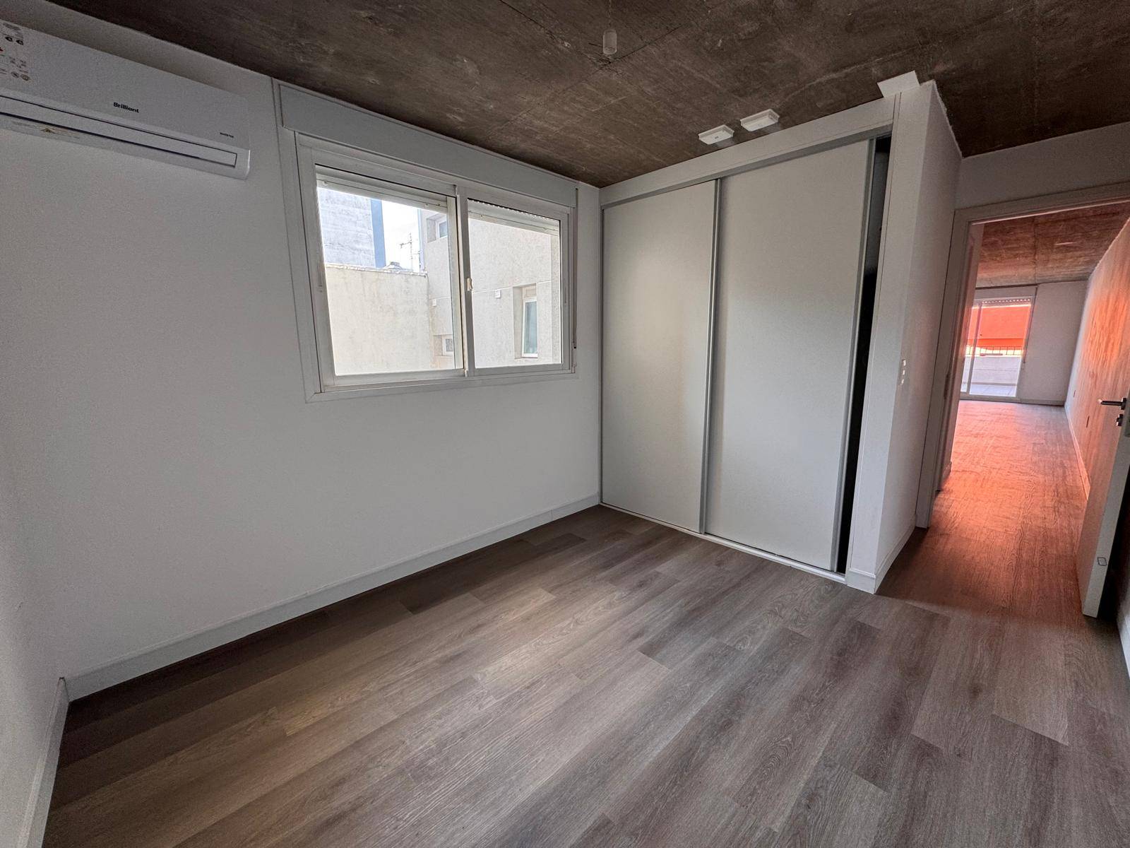 Alquiler de Apartamento en Arenal Grande con 1 dormitorio y amplia terraza en Cordon · Foto 7