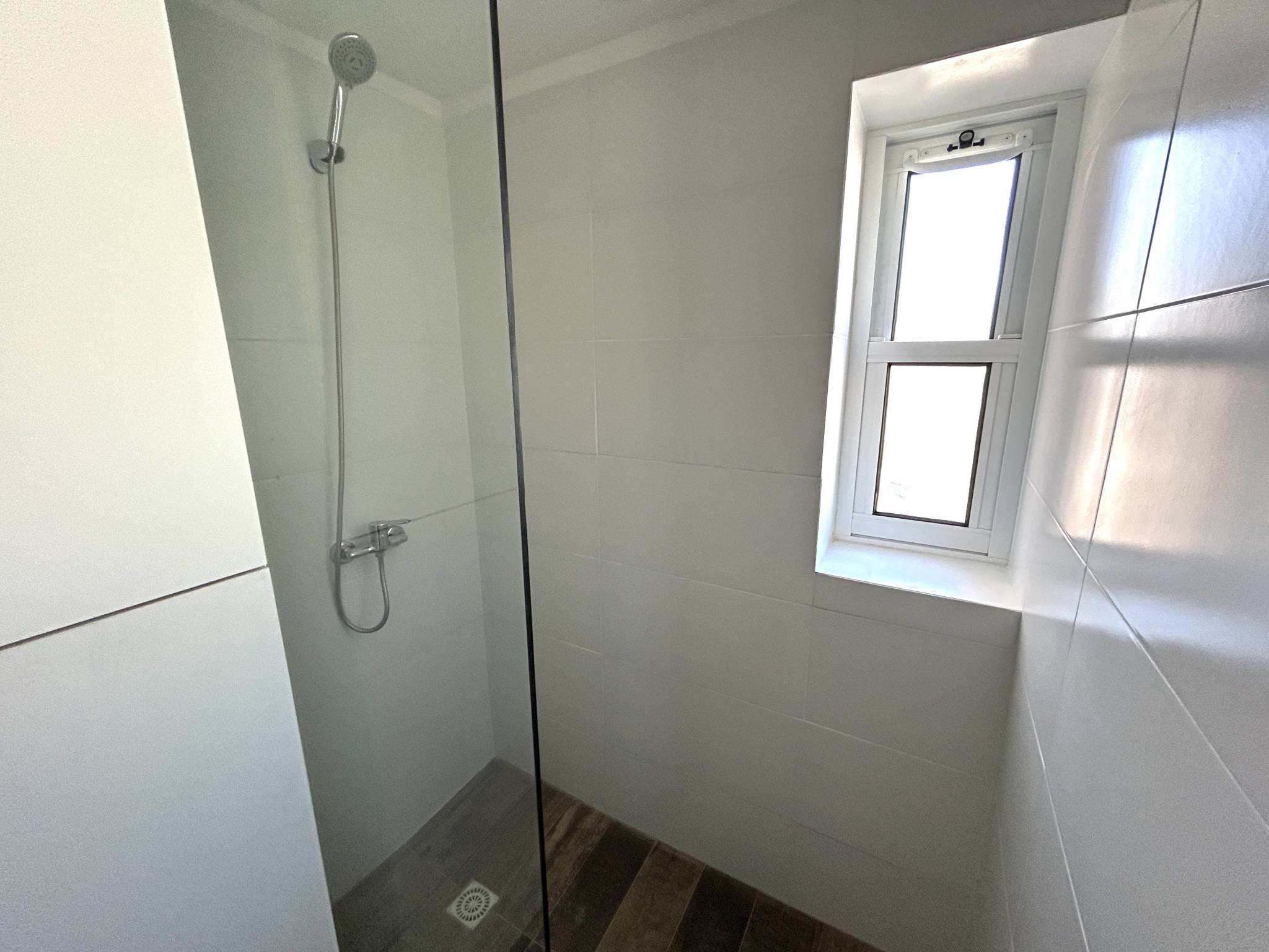 Alquiler de Apartamento Monoambiente en Edil Hugo Prato, Parque Rodo · Foto 10