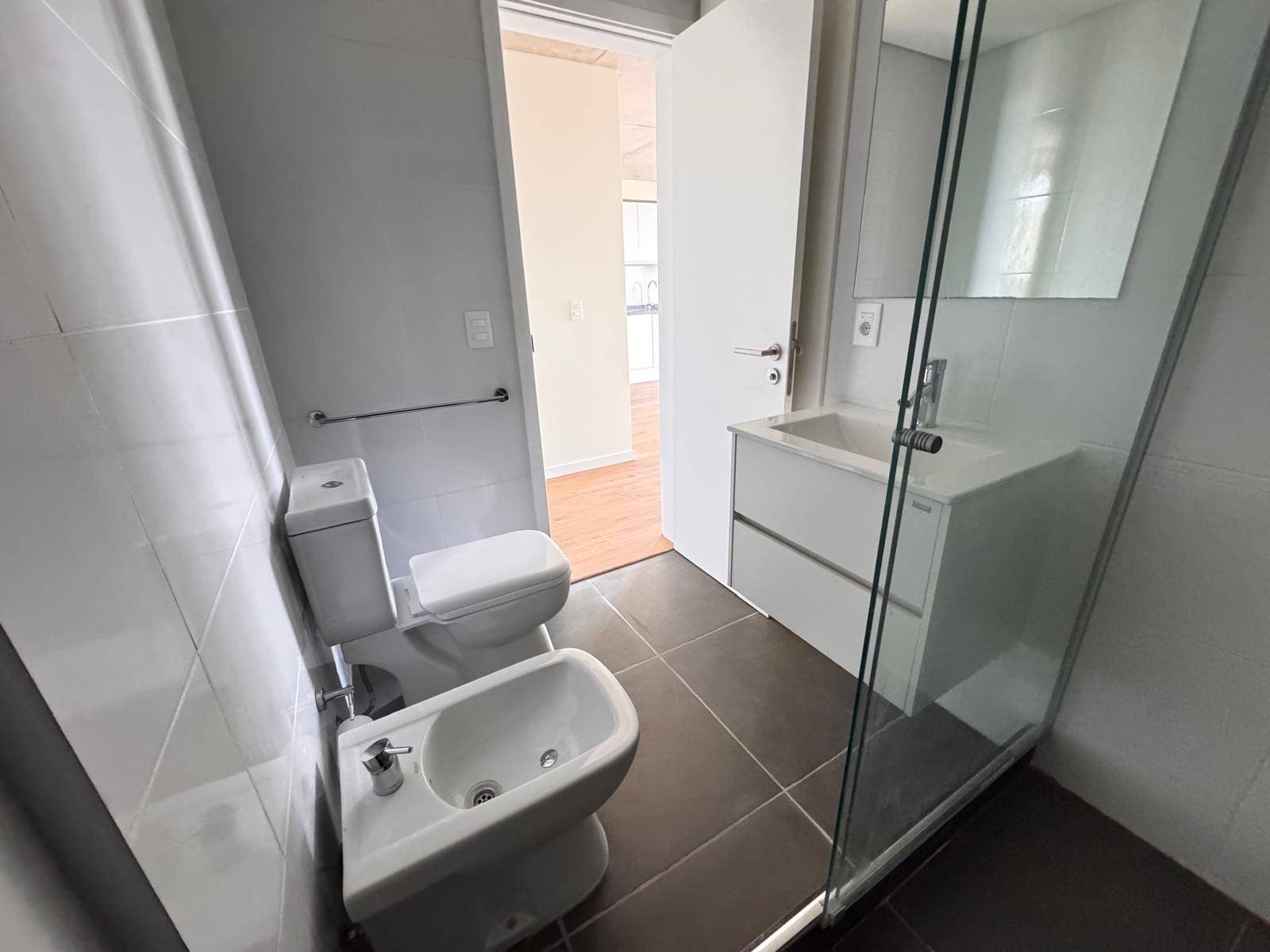 Alquiler - Apartamento al frente con un dormitorio y terraza en Palermo · Foto 9