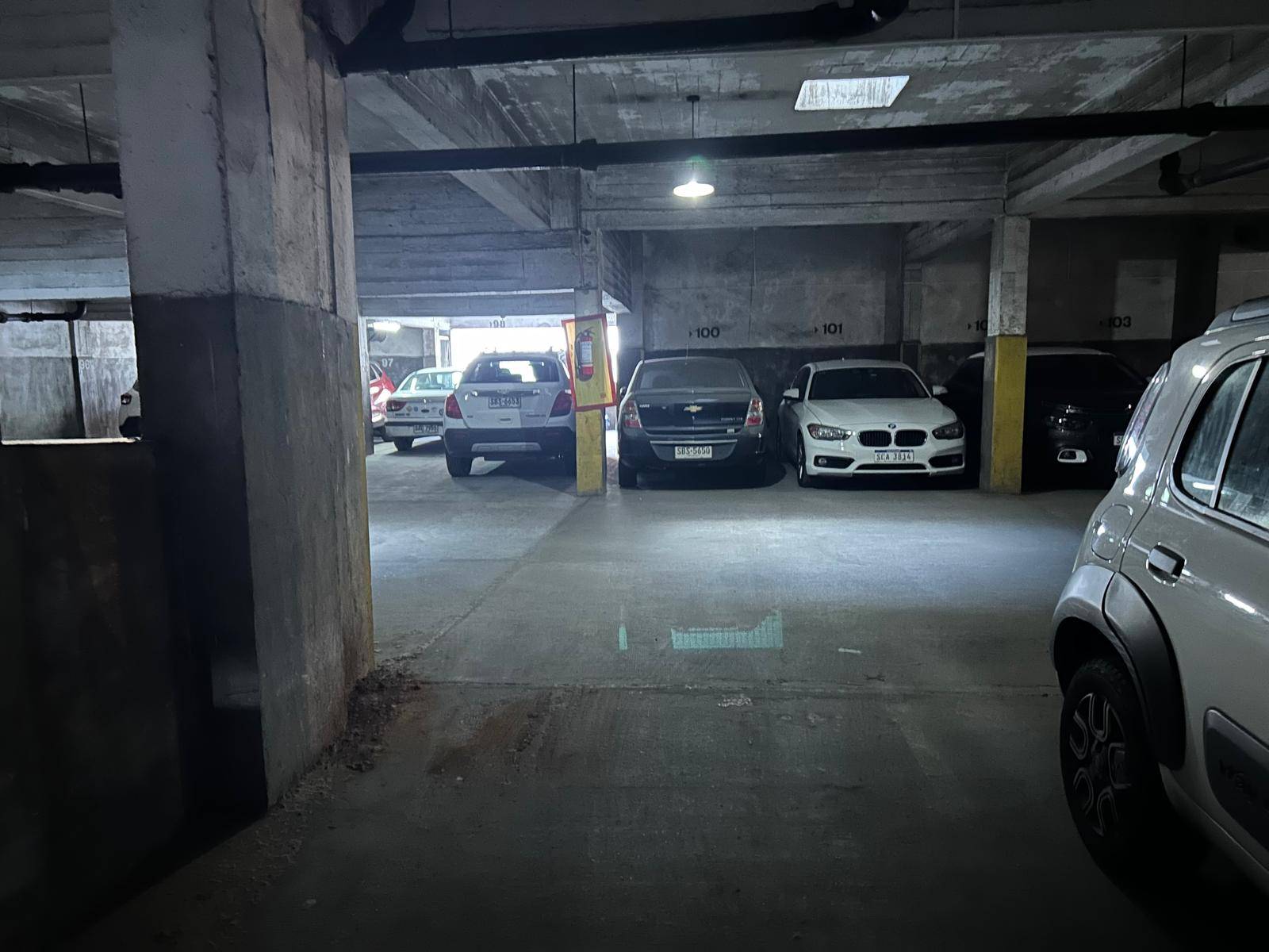 Alquiler de Garage en Wilson Ferreira Aldunate en Centro · Foto 4