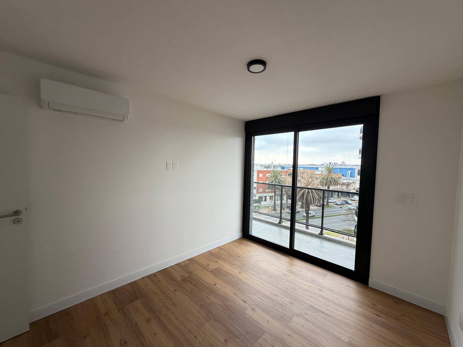 Alquiler de Apartamento en Millan y Br. Artigas A ESTRENAR de dos dormitorios, terraza y garage en Reducto · Foto 11