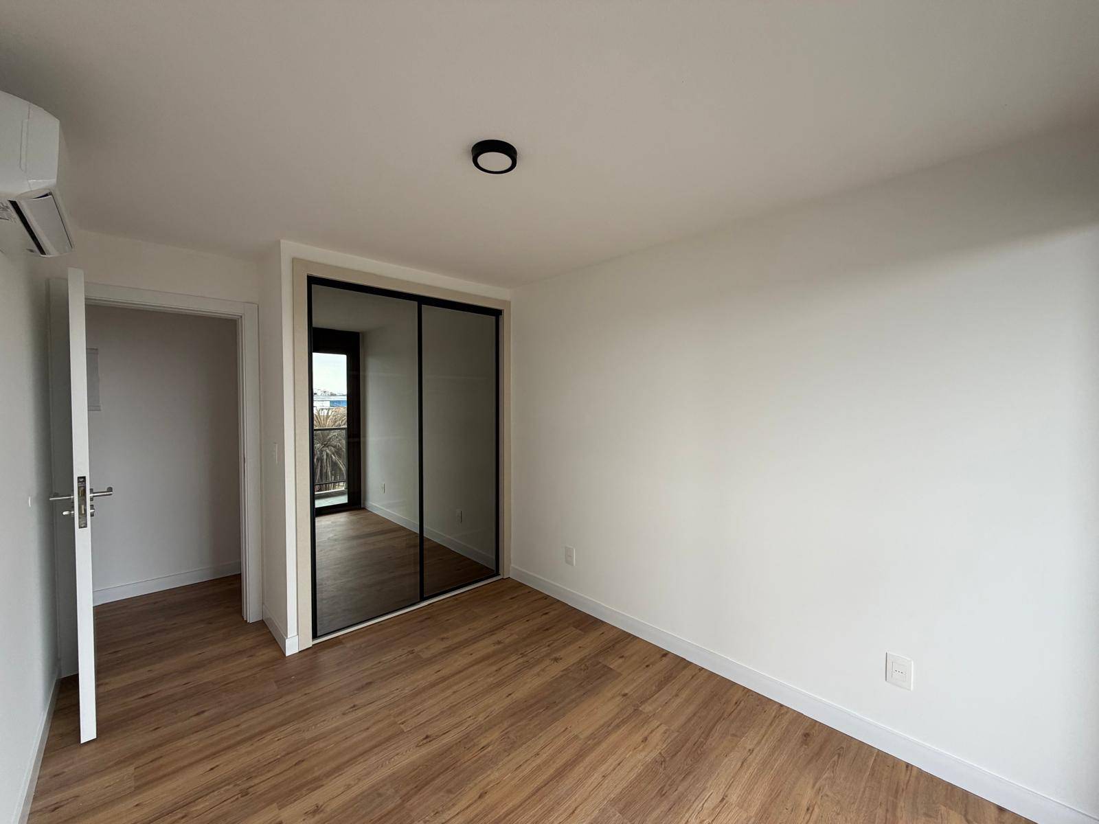 Alquiler de Apartamento en Millan y Br. Artigas A ESTRENAR de dos dormitorios, terraza y garage en Reducto · Foto 10