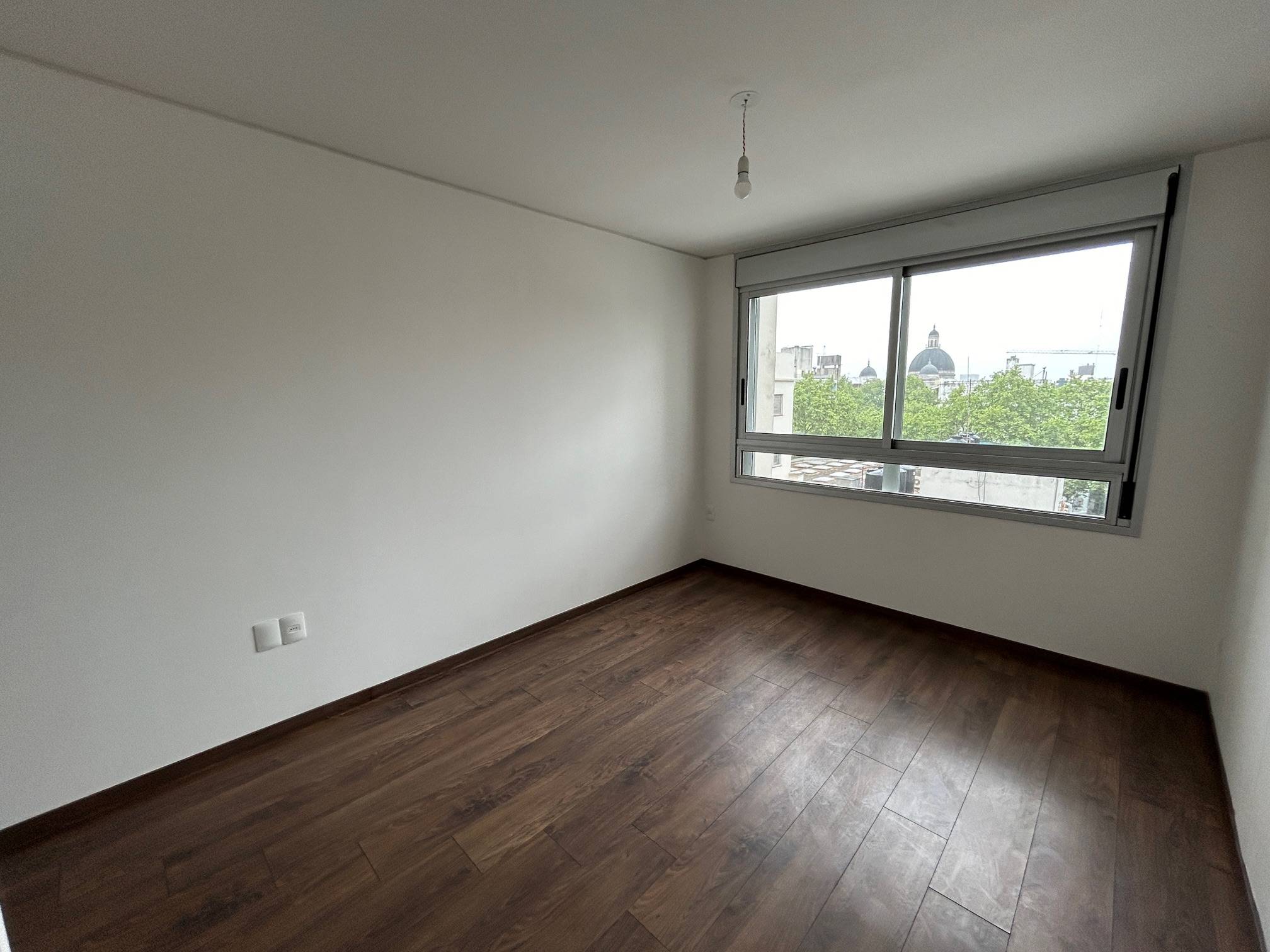 Alquiler de Apartamento de 2 dormitorios y balcon en Cordon · Foto 12